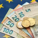 el-euro-pierde-casi-la-mitad-de-su-valor-desde-2000